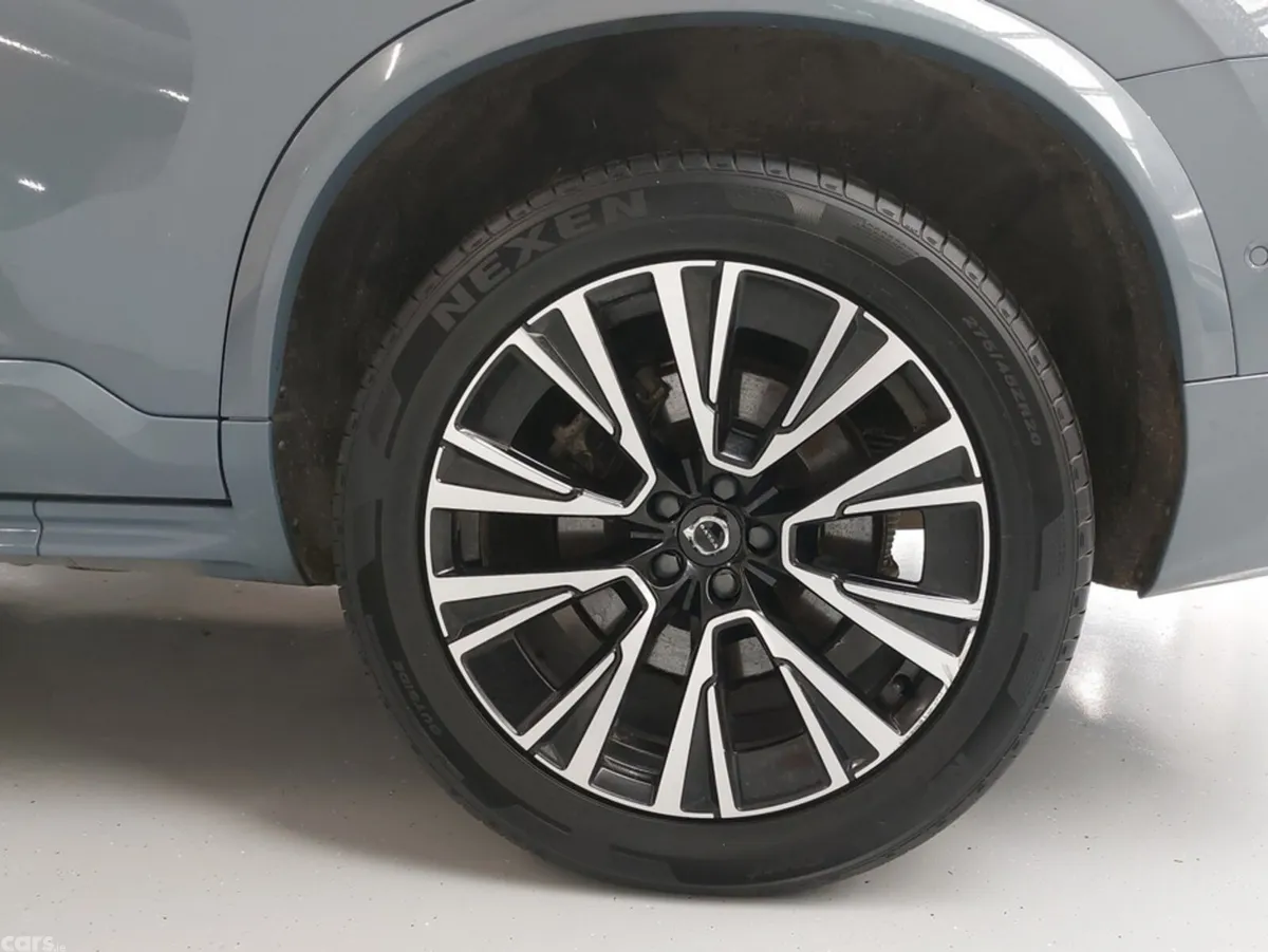 Volvo XC90 SUV, Petrol Plug-in Hybrid, 2023, Grey