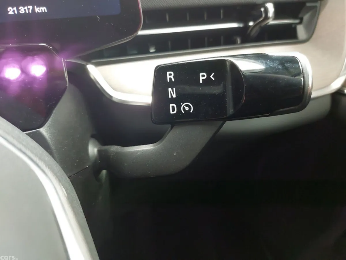 Volvo EX90 SUV, Electric, 2025, Beige