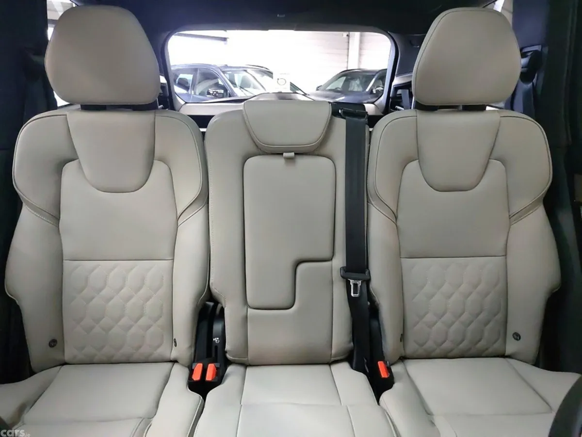 Volvo XC90 MPV, Petrol Plug-in Hybrid, 2026, Black