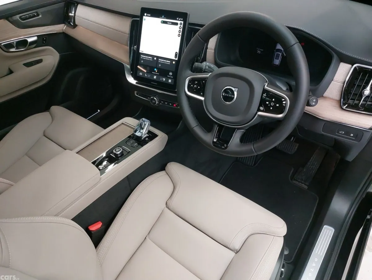 Volvo XC90 MPV, Petrol Plug-in Hybrid, 2026, Black