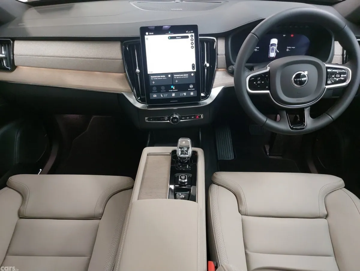 Volvo XC90 MPV, Petrol Plug-in Hybrid, 2026, Black