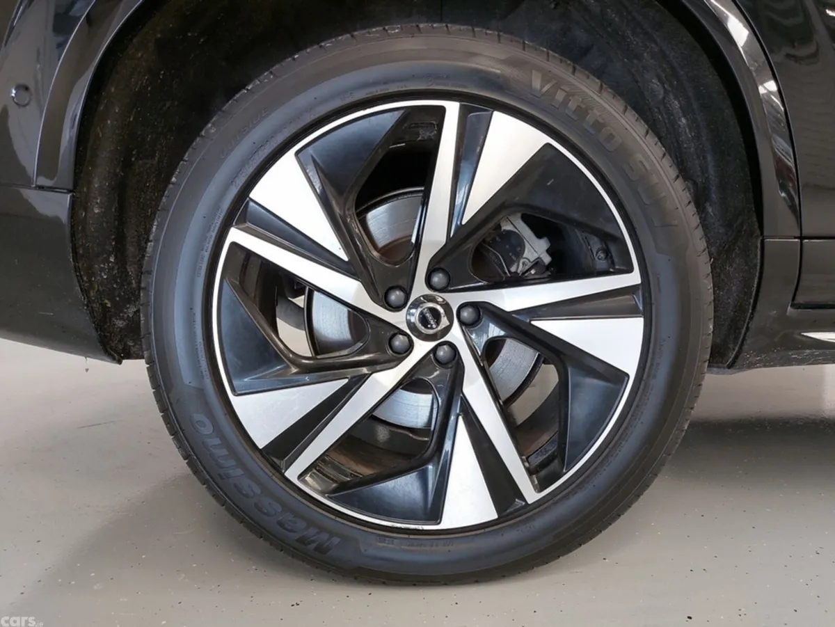 Volvo XC90 Estate, Petrol Plug-in Hybrid, 2024, Black