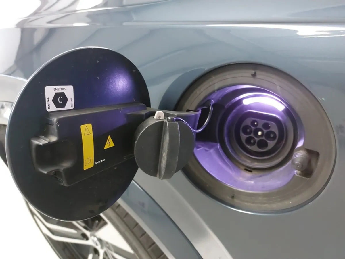 Volvo XC90 Estate, Petrol Plug-in Hybrid, 2024, Blue