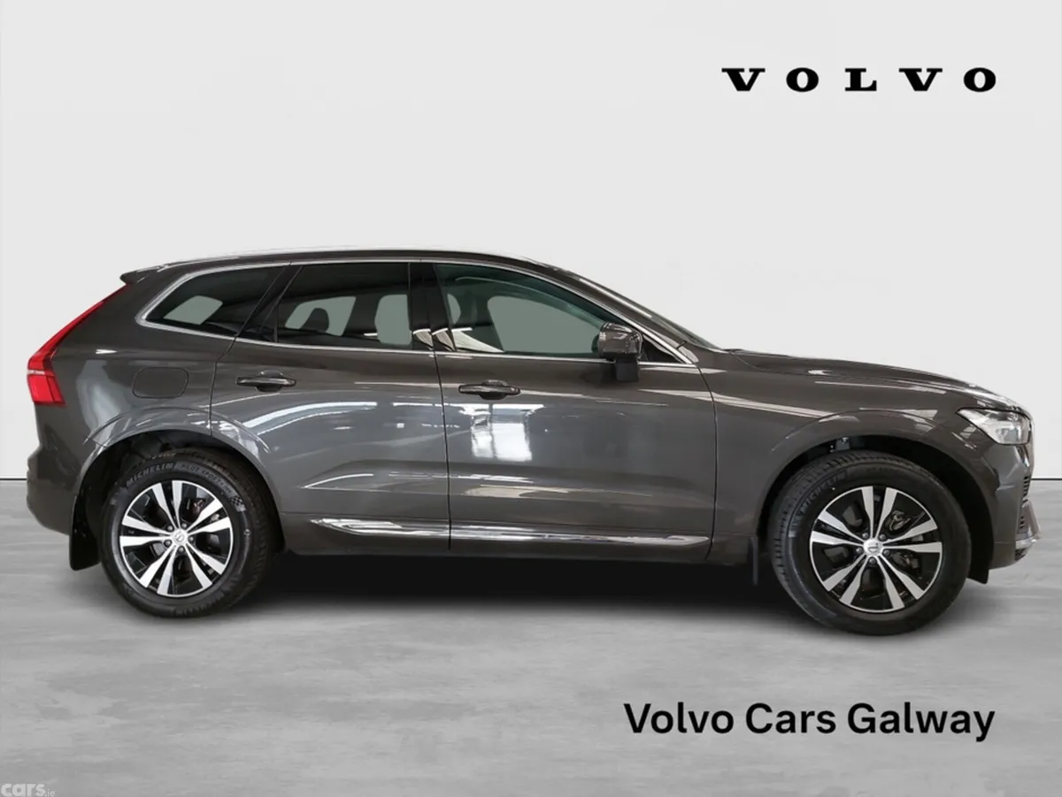 Volvo XC60 SUV, Petrol Plug-in Hybrid, 2024, Grey