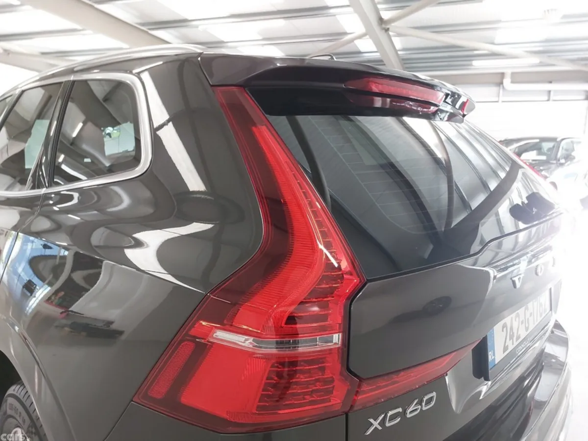 Volvo XC60 SUV, Petrol Plug-in Hybrid, 2024, Grey
