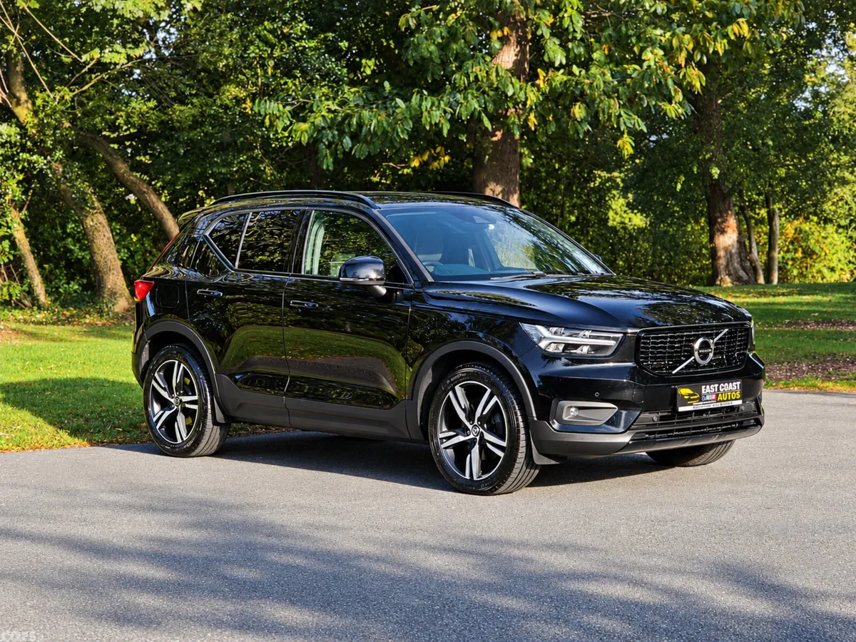 Volvo XC40 Estate, Petrol Plug-in Hybrid, 2021, Black
