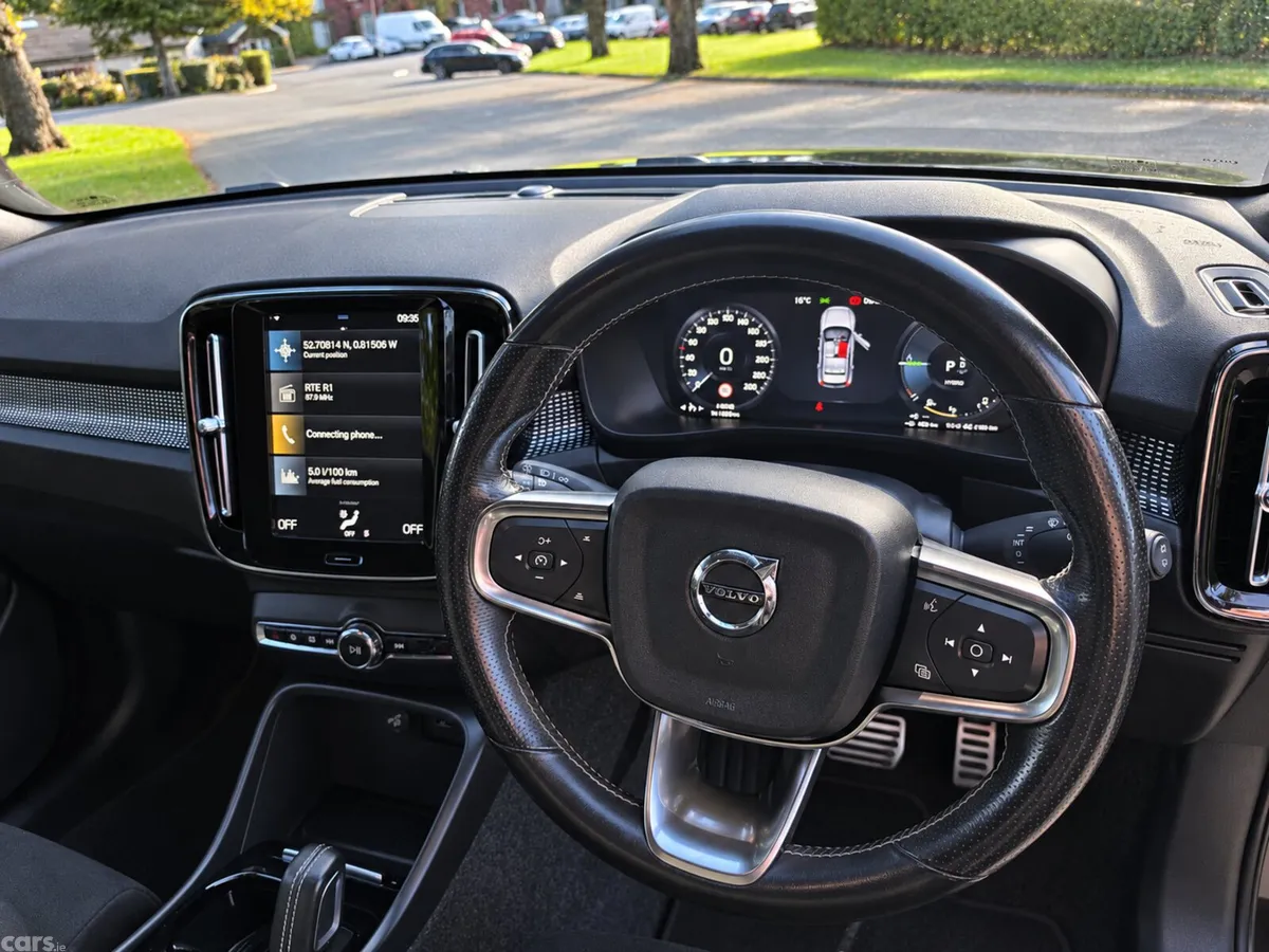 Volvo XC40 Estate, Petrol Plug-in Hybrid, 2021, Black
