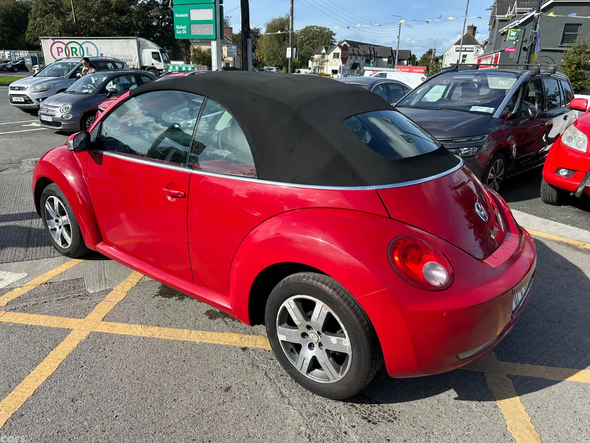 Volkswagen Beetle Convertible, Petrol, 2007, Red