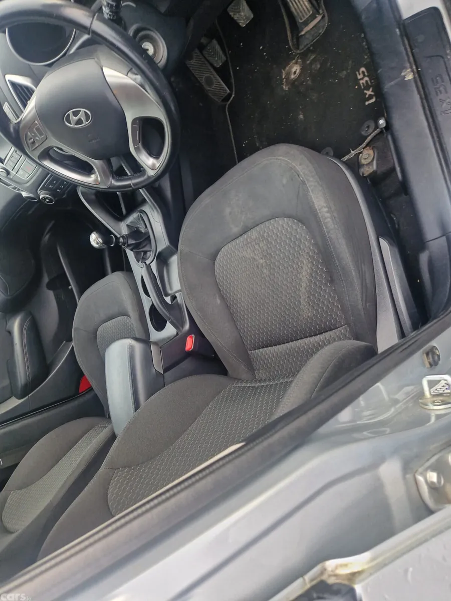Hyundai ix35 SUV, Diesel, 2011, Silver