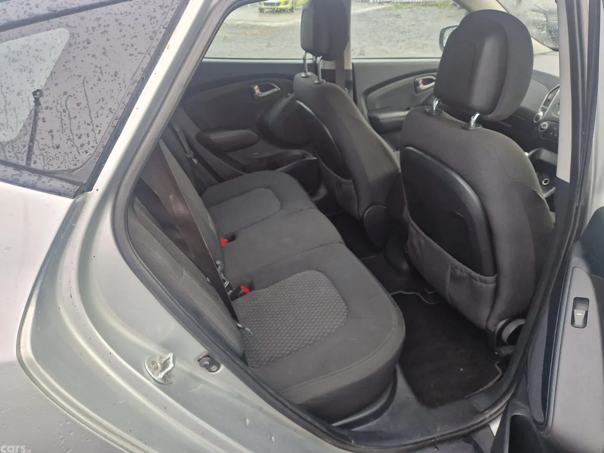 Hyundai ix35 SUV, Diesel, 2011, Silver