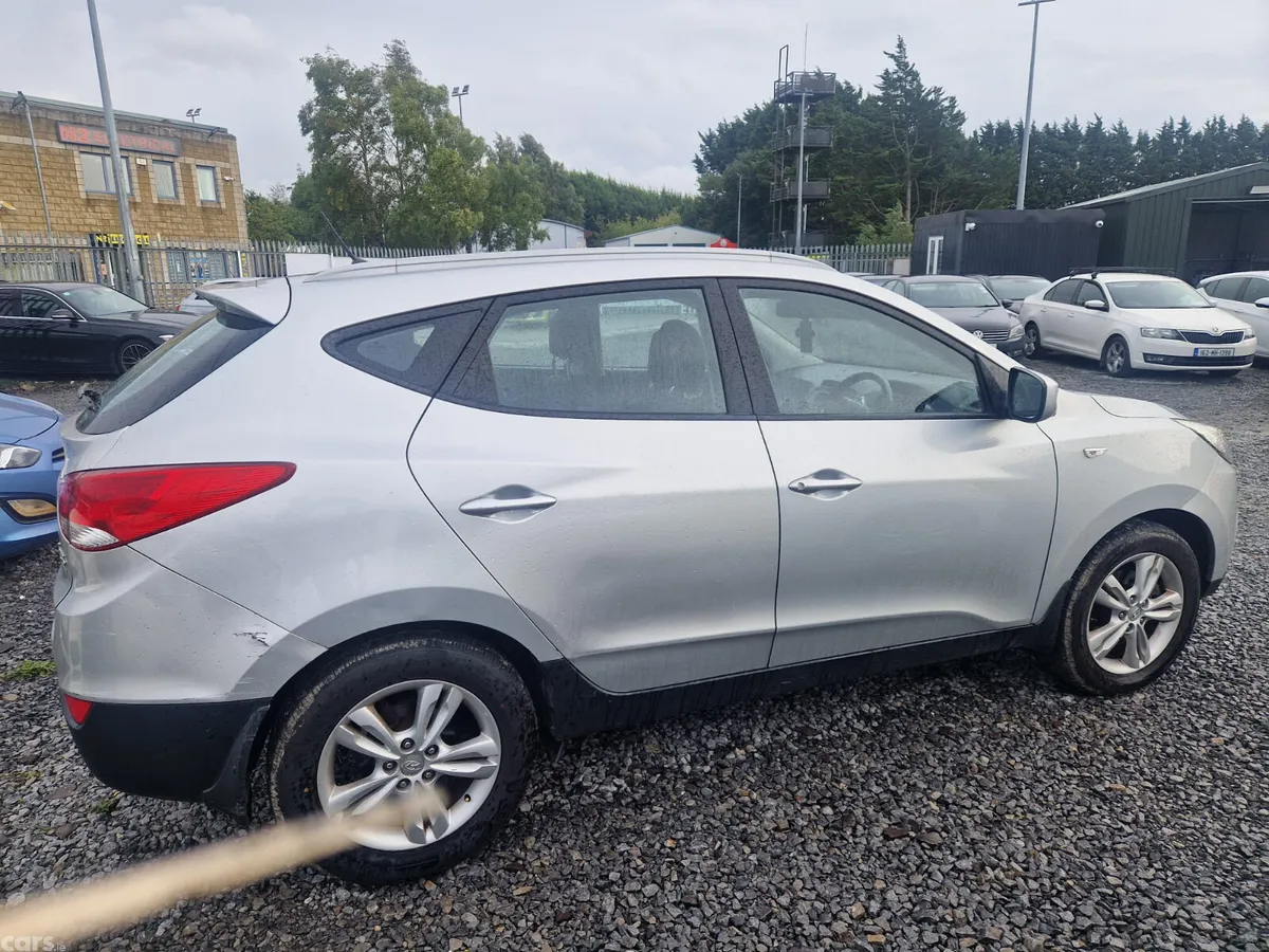Hyundai ix35 SUV, Diesel, 2011, Silver