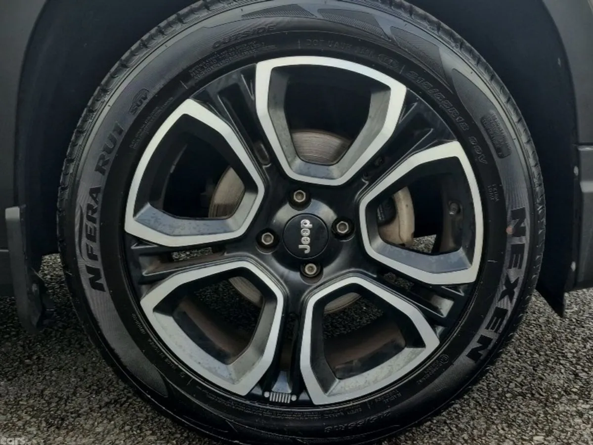 Jeep Avenger SUV, Petrol, 2024, Grey