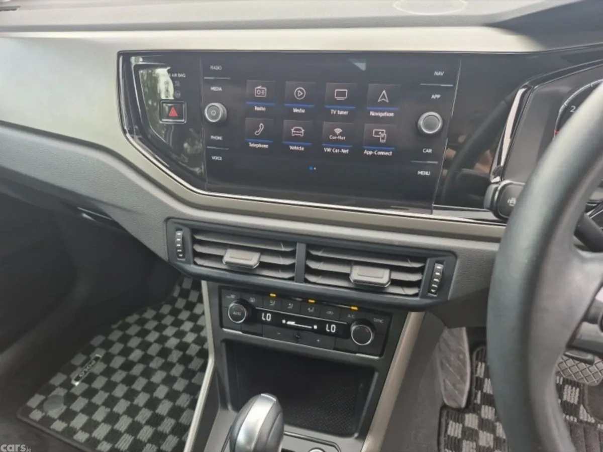 Volkswagen Polo Hatchback, Petrol, 2020, White