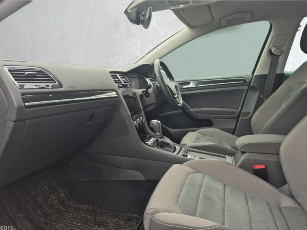 Volkswagen Golf Hatchback, Petrol, 2019, Black