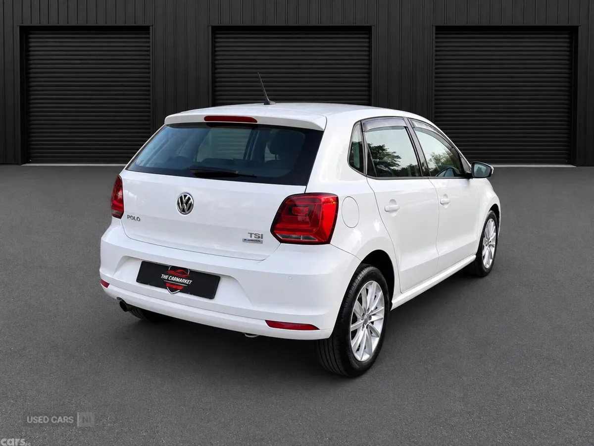 Volkswagen Polo , Petrol, 2015, White