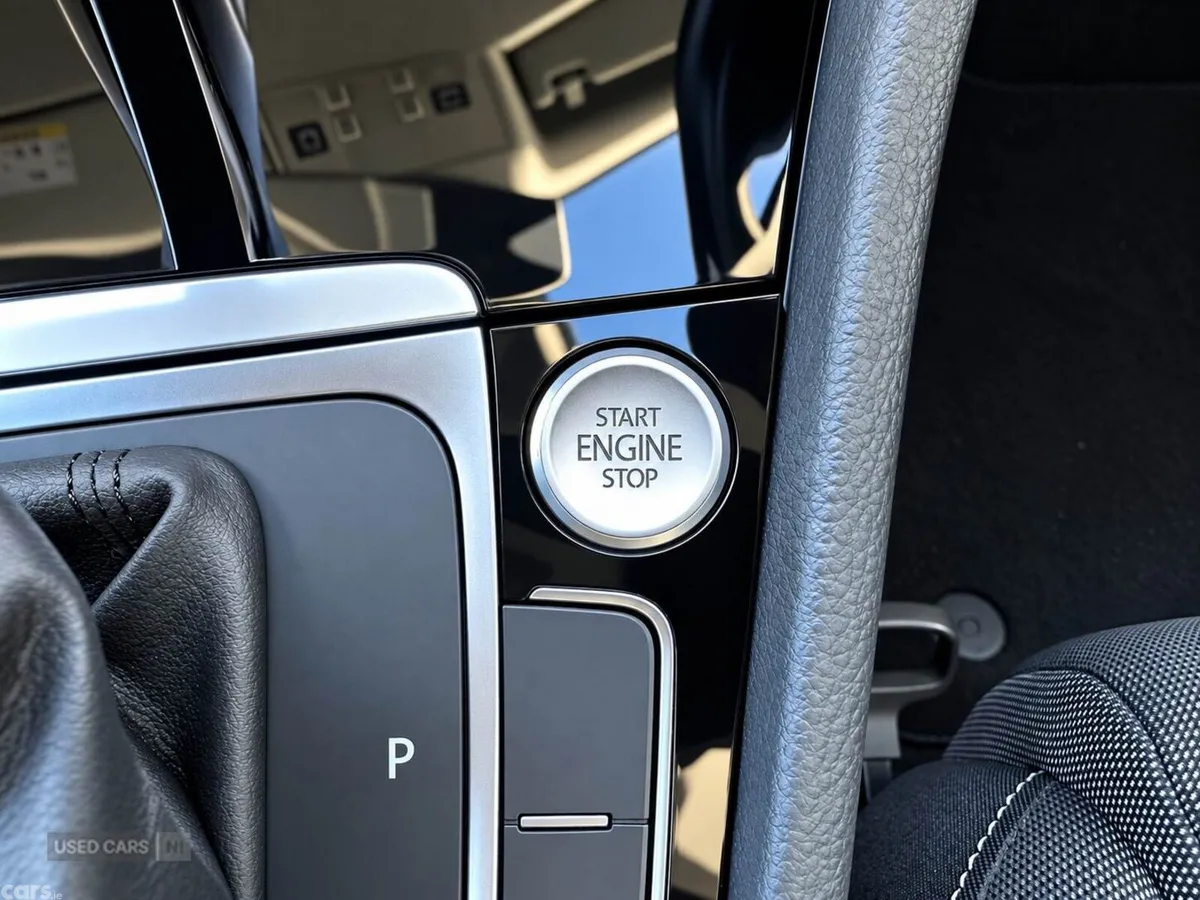 Volkswagen Golf , Petrol, 2015, Blue