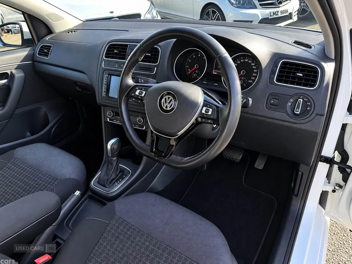 Volkswagen Polo , Petrol, 2015, White
