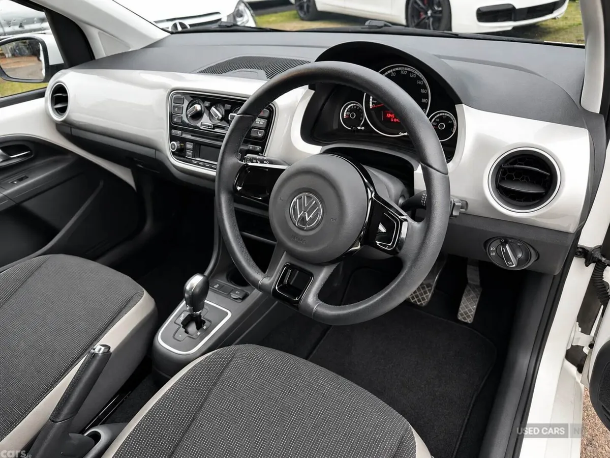 Volkswagen up! , Petrol, 2015, White