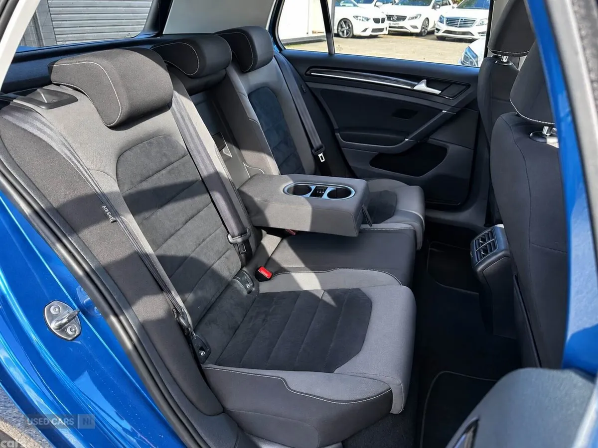 Volkswagen Golf , Petrol, 2015, Blue