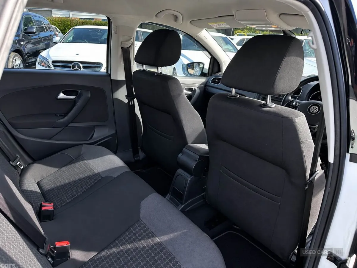 Volkswagen Polo , Petrol, 2015, White