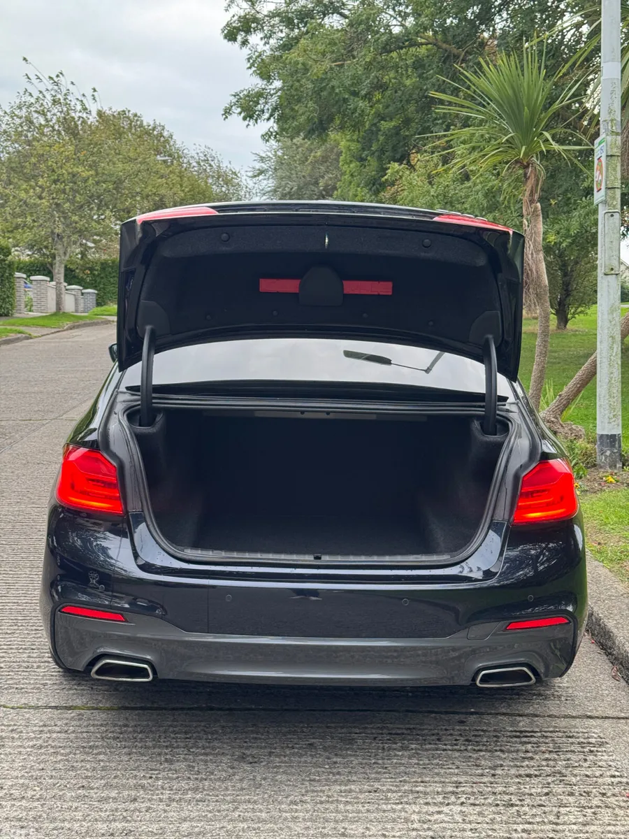 BMW 5-Series Saloon, Diesel, 2019, Black