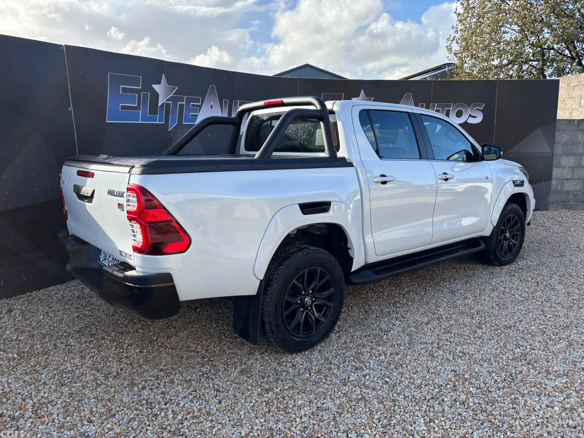 Toyota Hilux Pick Up, Diesel, 2024, White