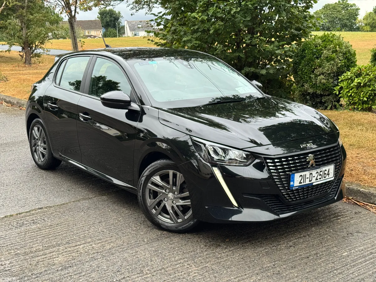 Peugeot 208 Hatchback, Petrol, 2021, Black