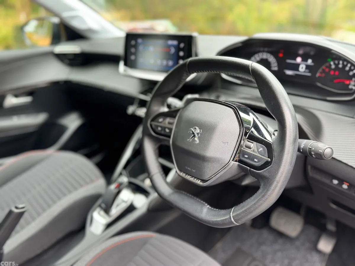 Peugeot 208 Hatchback, Petrol, 2021, Black