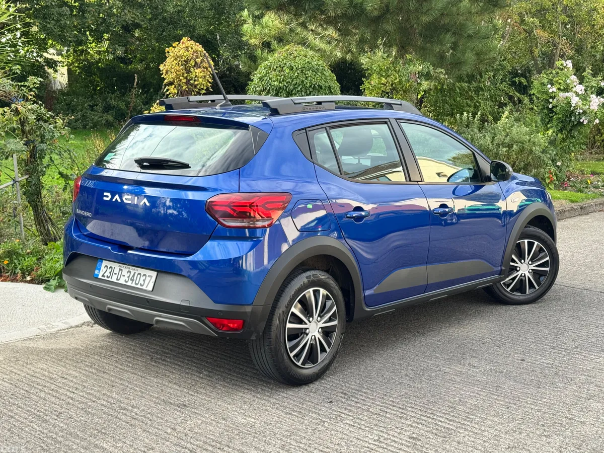 Dacia Sandero Stepway Hatchback, Petrol, 2023, Blue