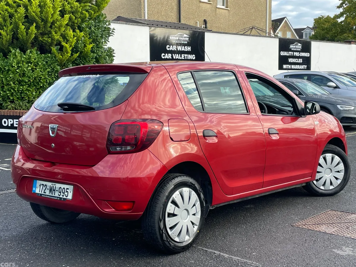 Dacia Sandero Hatchback, Petrol, 2017, Red
