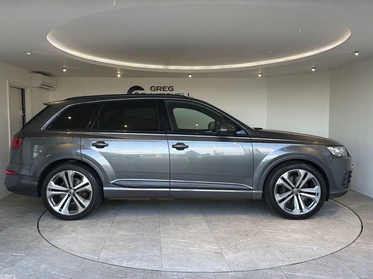 Audi Q7 SUV, Diesel Hybrid, 2019, Grey