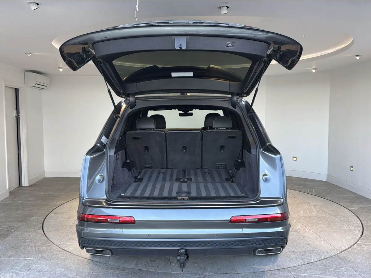 Audi Q7 SUV, Diesel Hybrid, 2019, Grey