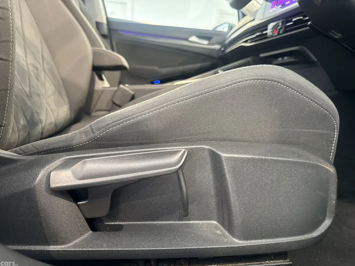 Volkswagen Golf Hatchback, Diesel, 2022, Grey