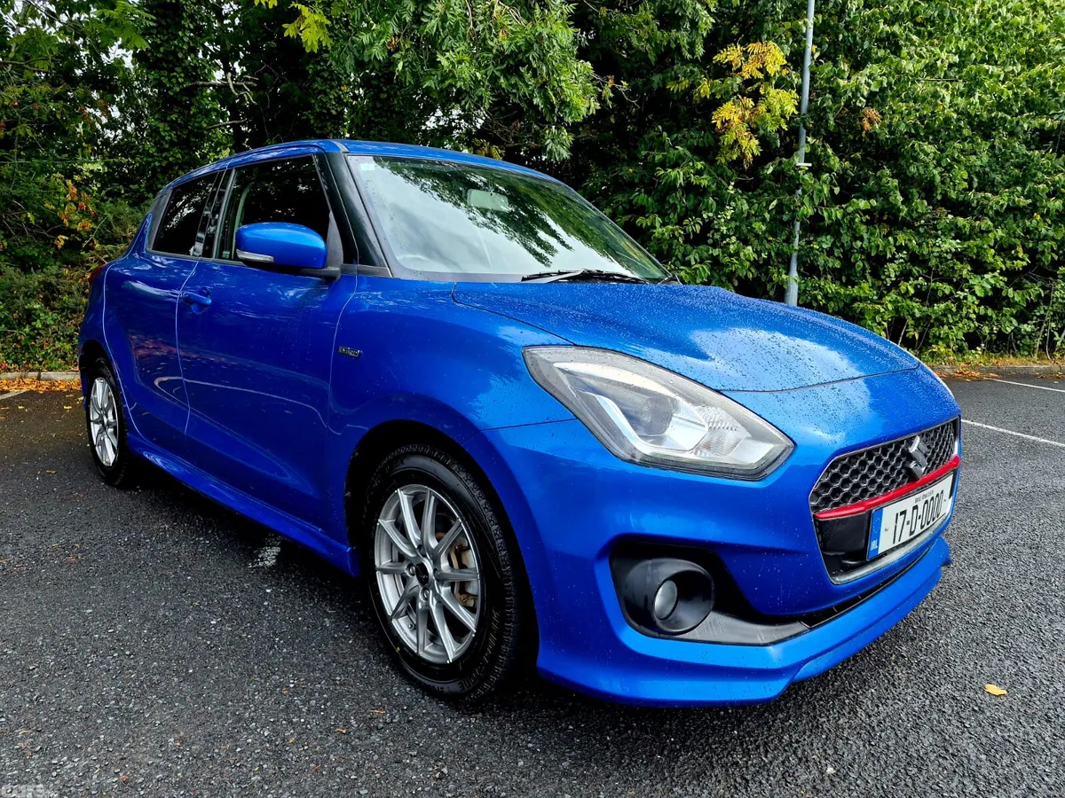 Suzuki Swift Hatchback, Petrol, 2017, Blue