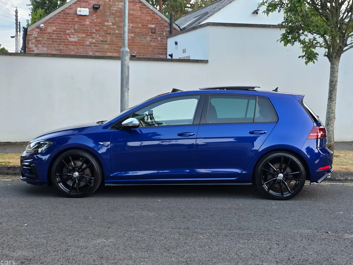 Volkswagen Golf Hatchback, Petrol, 2018, Blue