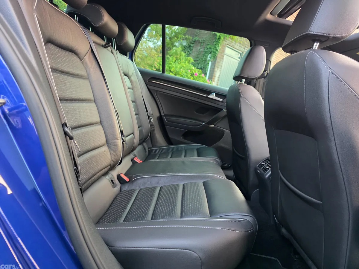 Volkswagen Golf Hatchback, Petrol, 2018, Blue