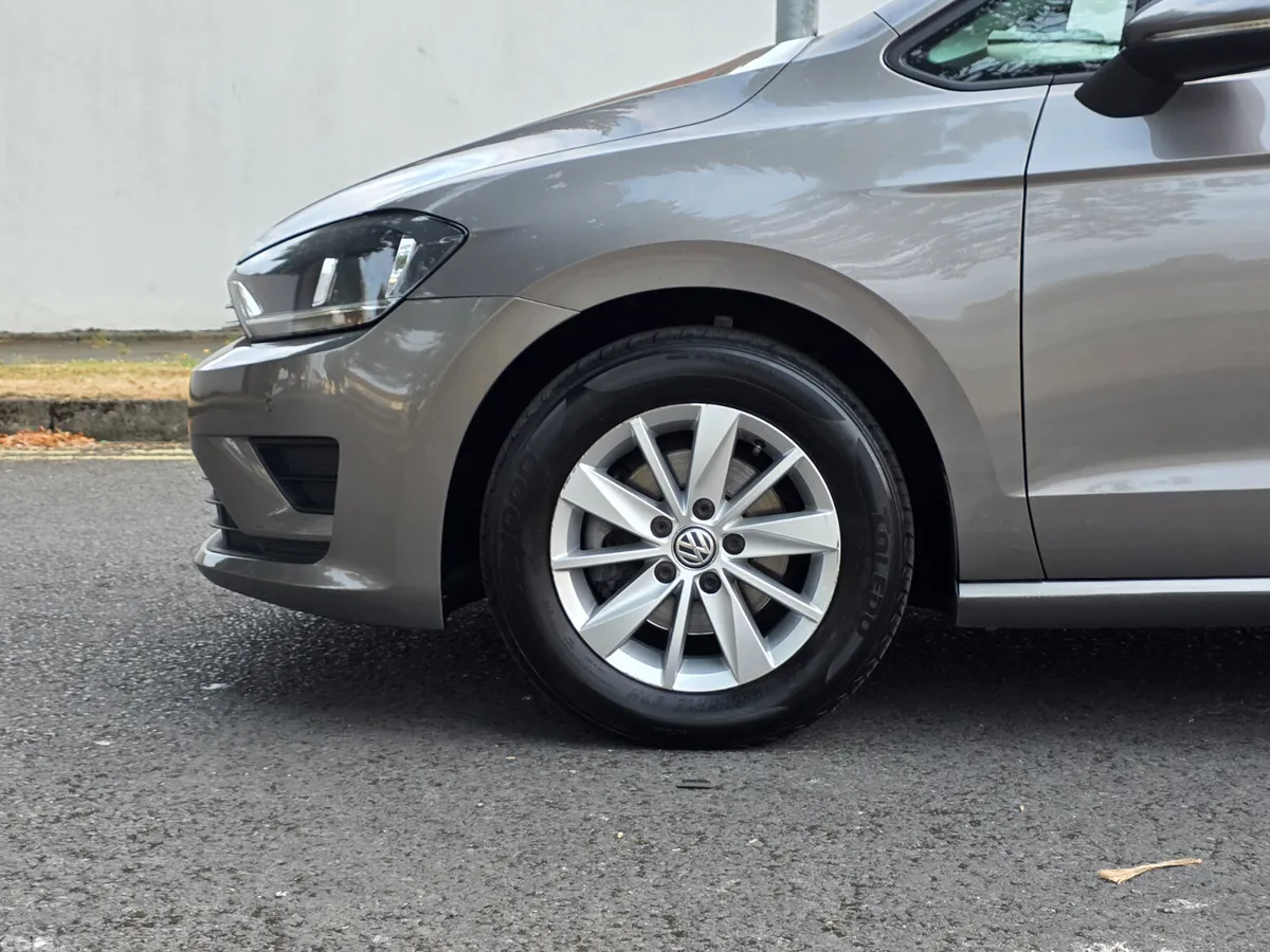 Volkswagen Golf Estate, Petrol, 2015, Grey