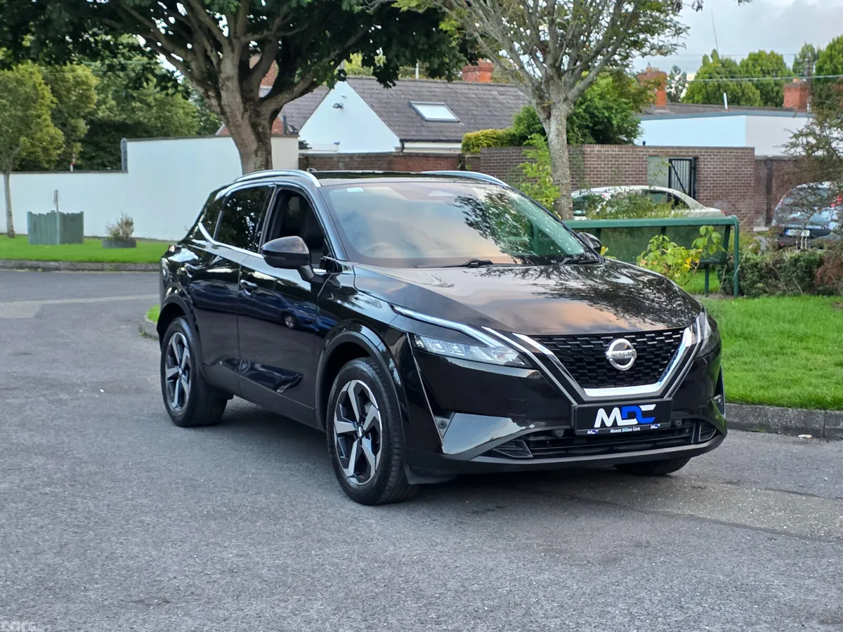 Nissan Qashqai MPV, Petrol, 2021, Black