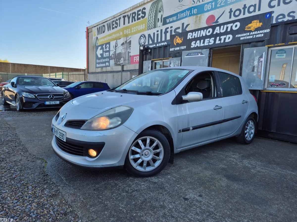 Renault Clio Hatchback, Petrol, 2008, Silver