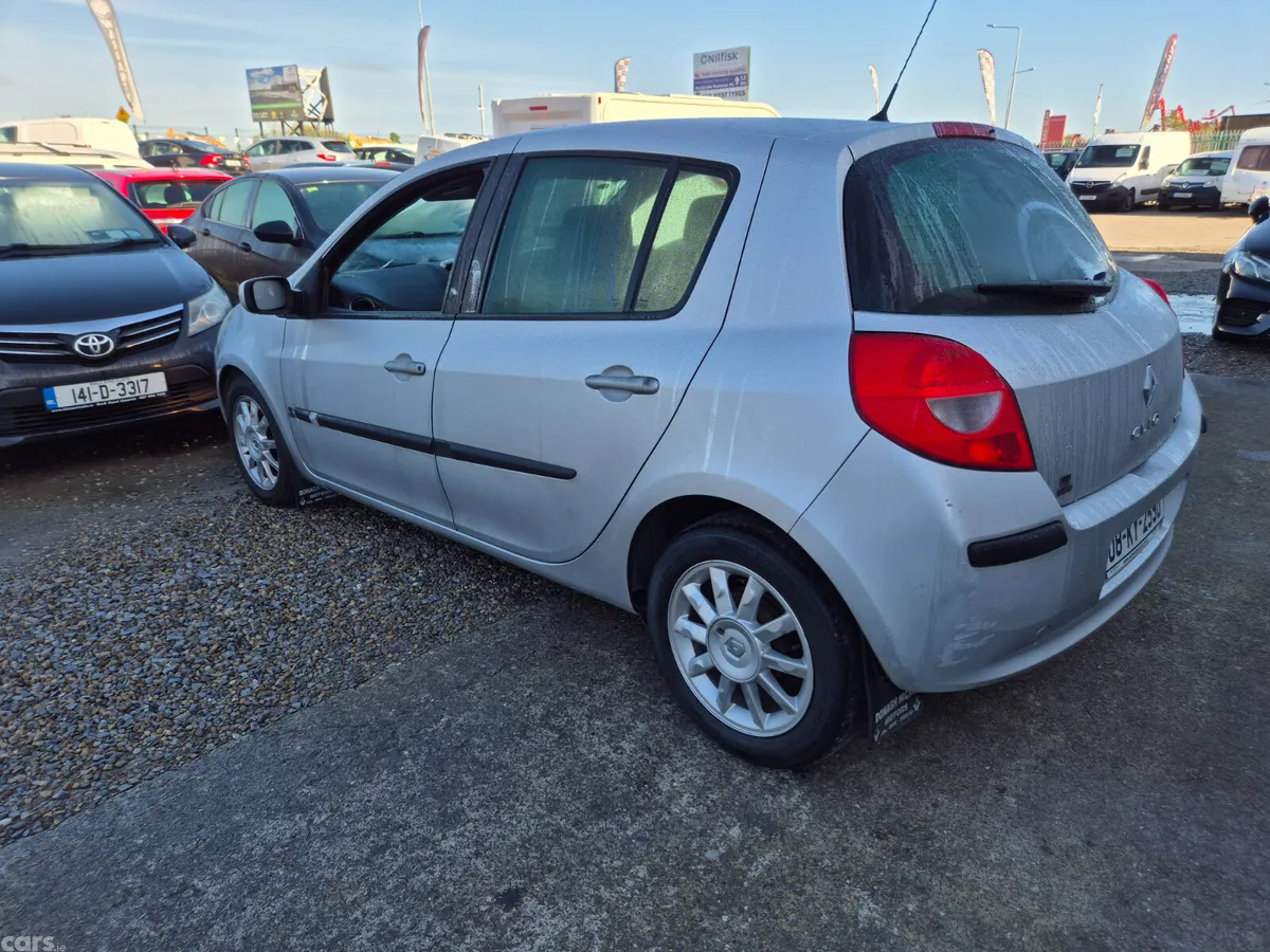 Renault Clio Hatchback, Petrol, 2008, Silver