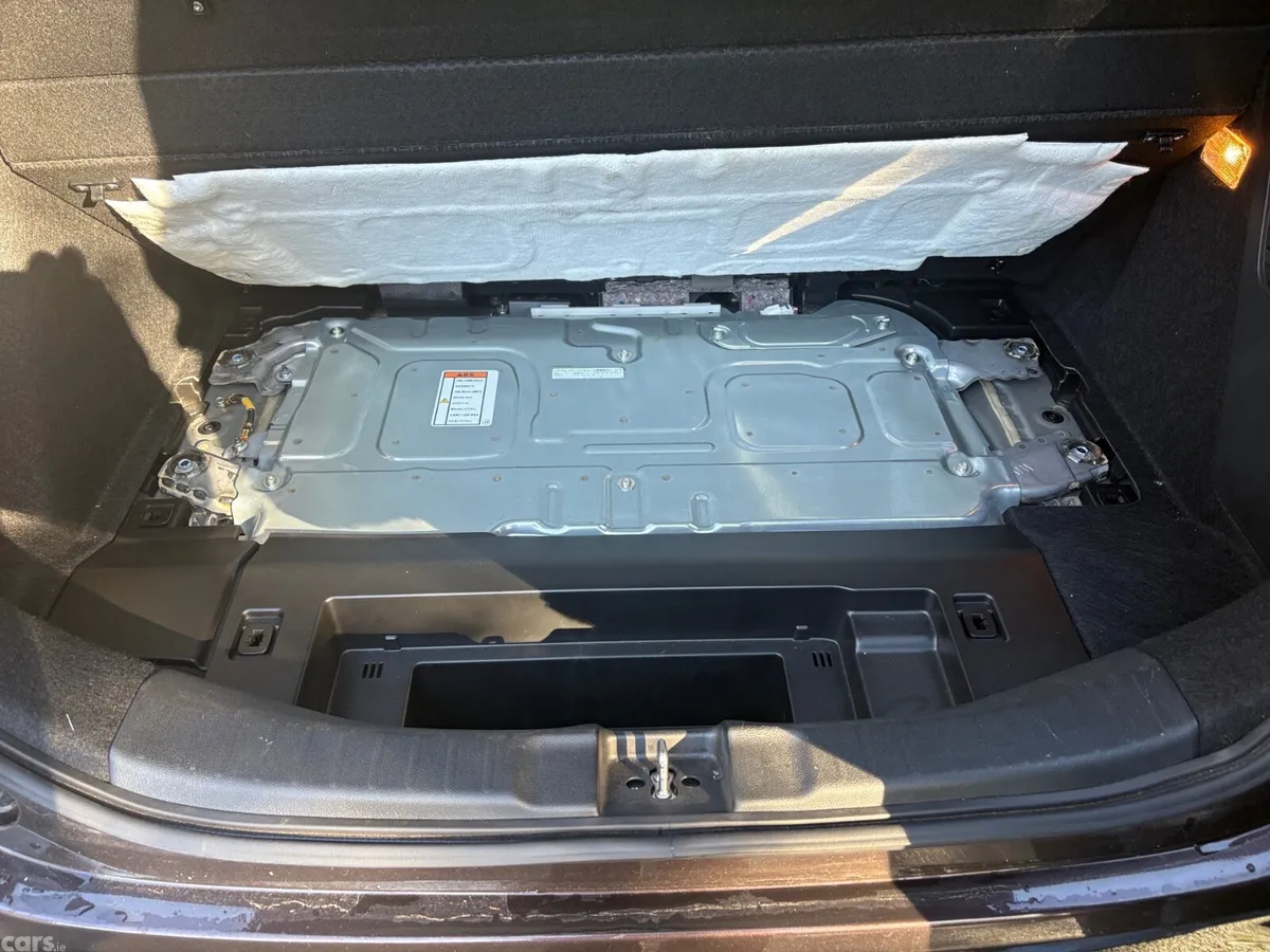 Honda Fit Hatchback, Petrol Hybrid, 2017, Brown