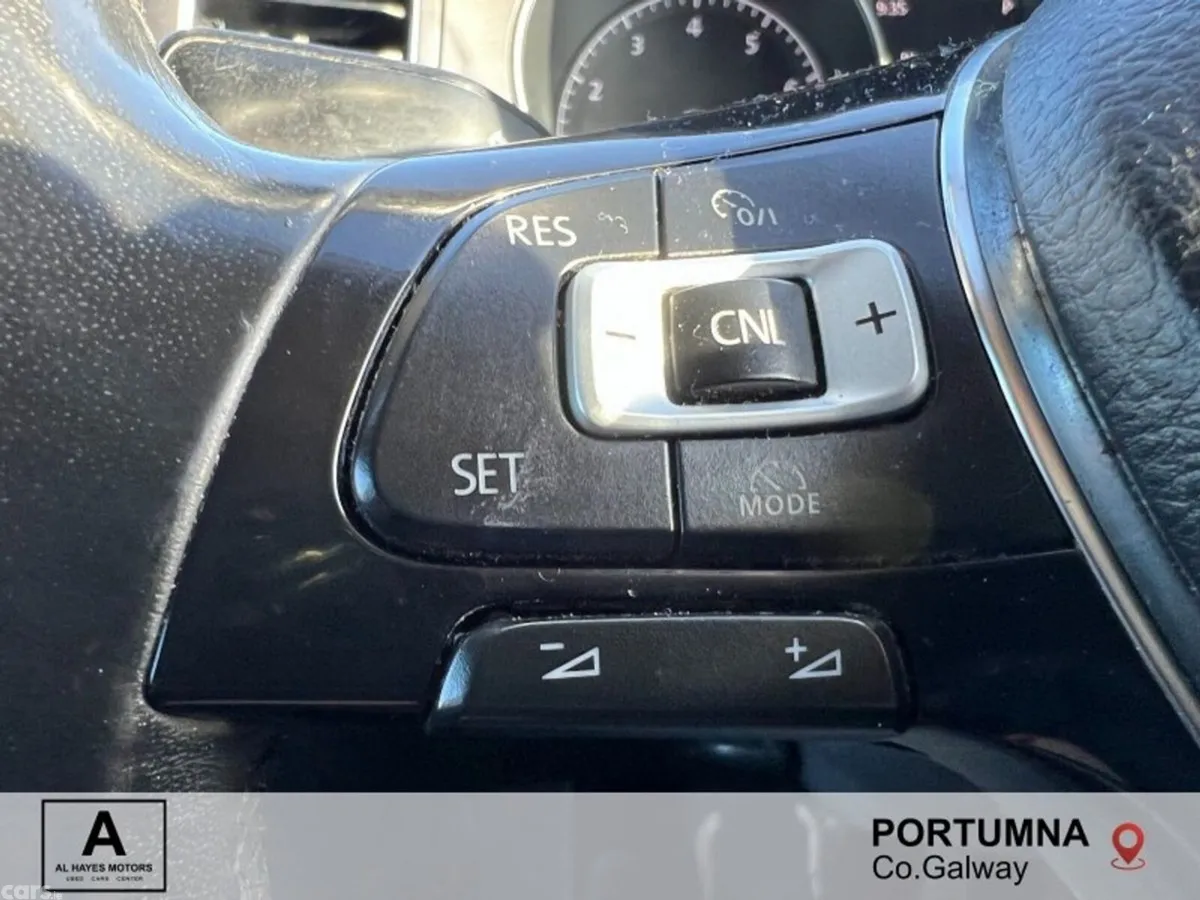Volkswagen Golf Hatchback, Petrol, 2016, Black