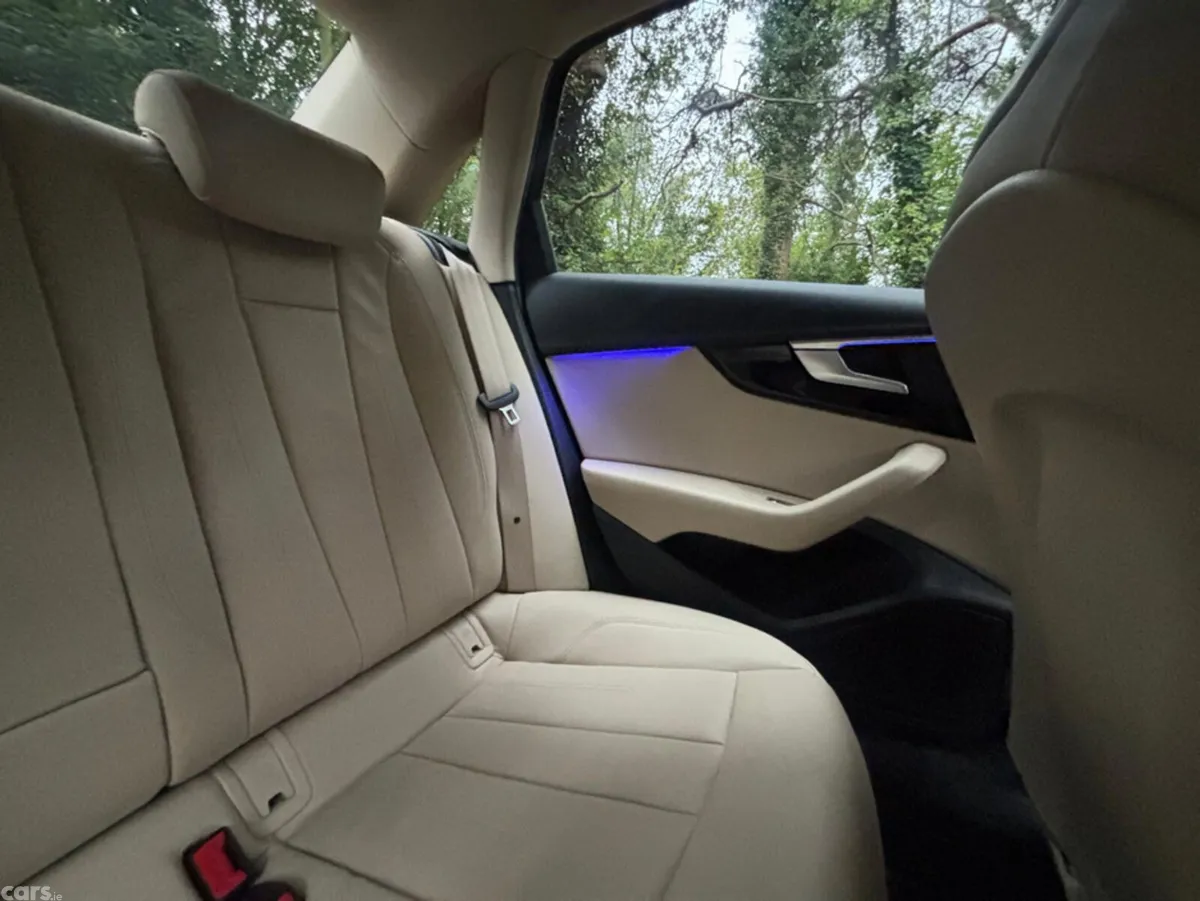 Audi A4 Saloon, Diesel, 2022, Blue