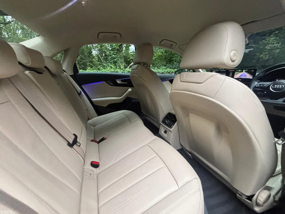 Audi A4 Saloon, Diesel, 2022, Blue