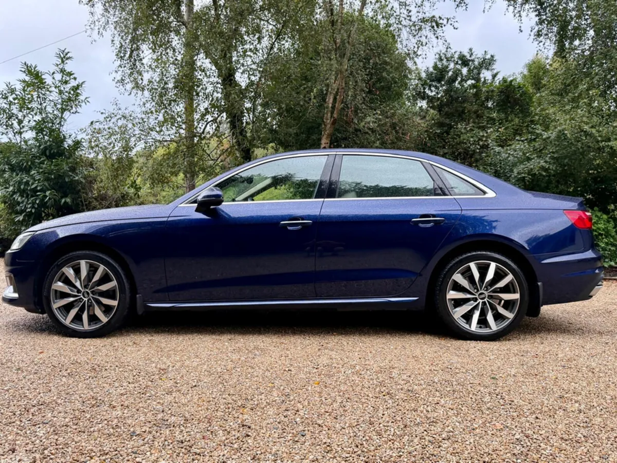Audi A4 Saloon, Diesel, 2022, Blue