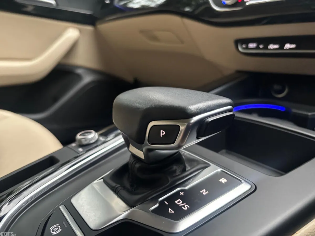 Audi A4 Saloon, Diesel, 2022, Blue