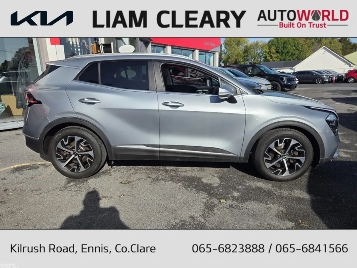 Kia Sportage MPV, Diesel, 2022, Grey