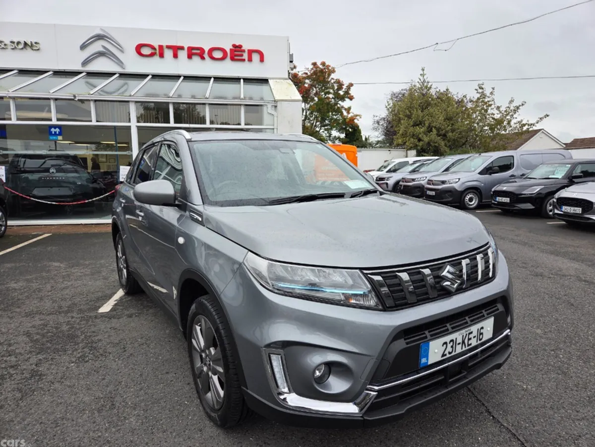 Suzuki Vitara SUV, Petrol, 2023, Grey