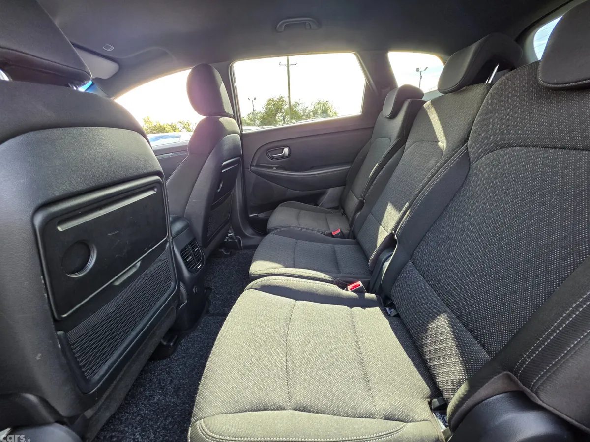 Kia Carens MPV, Diesel, 2017, Black