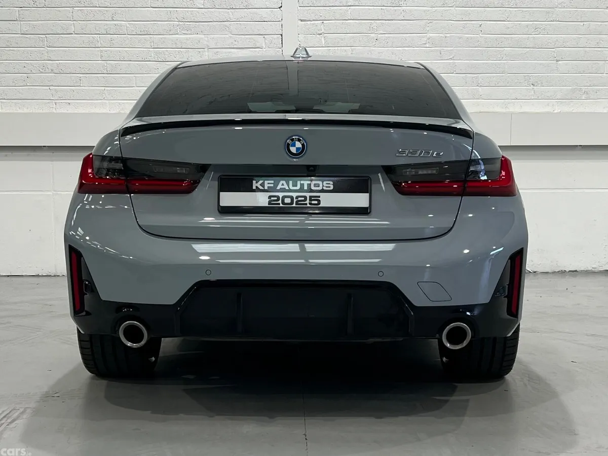 BMW 3-Series Saloon, Petrol Plug-in Hybrid, 2025, Grey